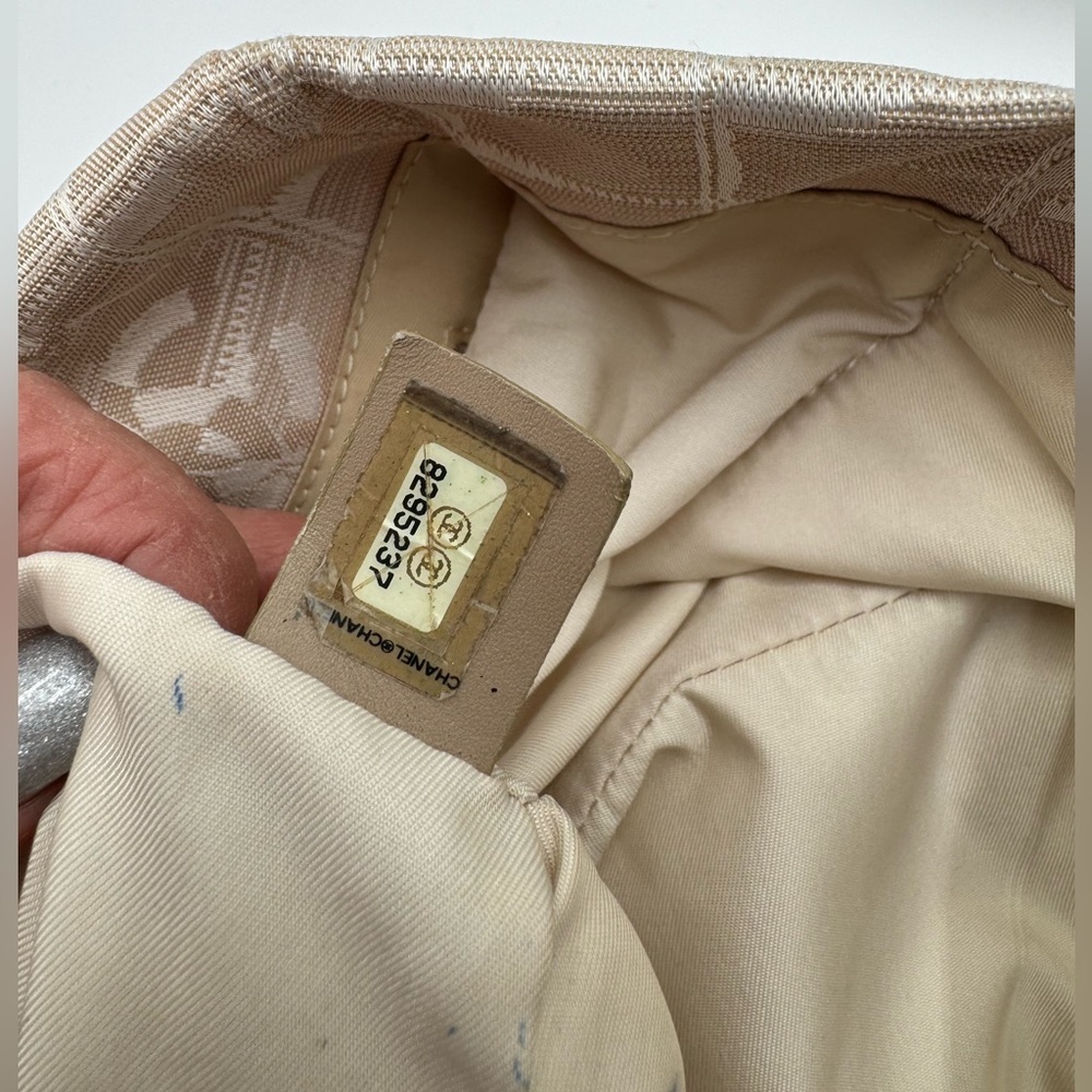 Chanel-Authentic- Travel Line Tote Bag Pink Blush - Picture 11 of 15